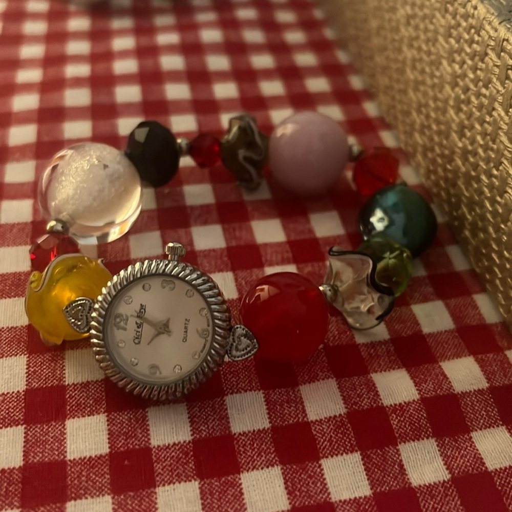 Charm bracelet, multi-cokor watch